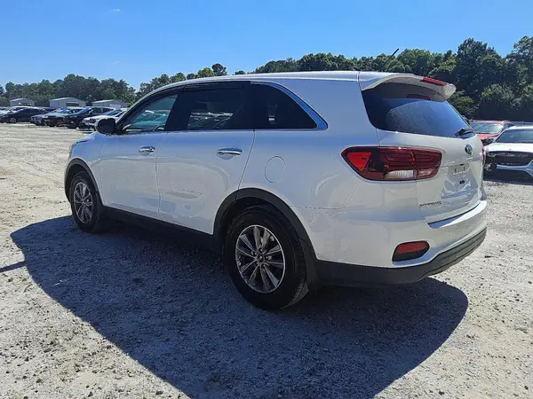5XYPG4A37LG668693 2020 KIA SORENTO - Image 2