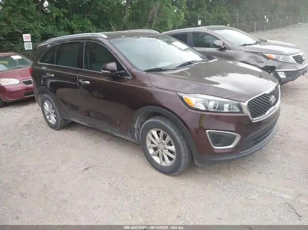 5XYPG4A38GG008541 2016 KIA SORENTO - Image 1