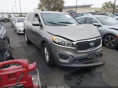5XYPG4A38GG015540 2016 KIA SORENTO