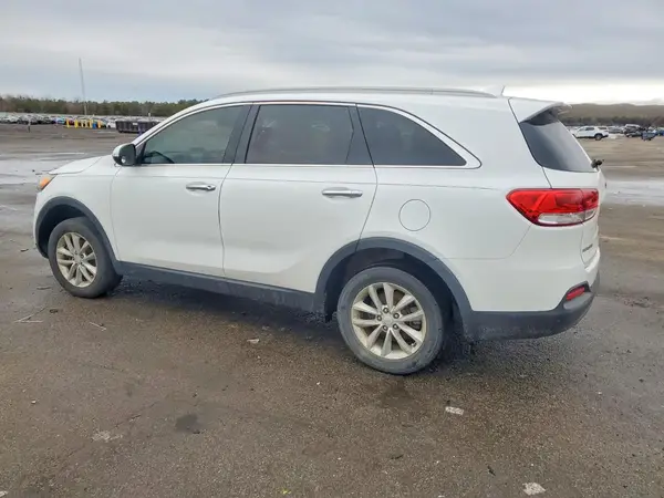 5XYPG4A38GG018826 2016 KIA SORENTO - Image 2
