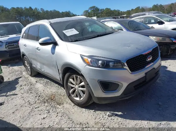 5XYPG4A38GG022276 2016 KIA SORENTO - Image 1