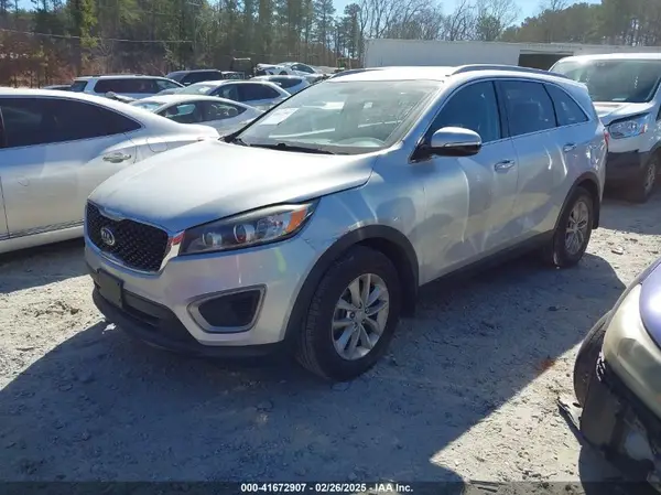 5XYPG4A38GG022276 2016 KIA SORENTO - Image 2