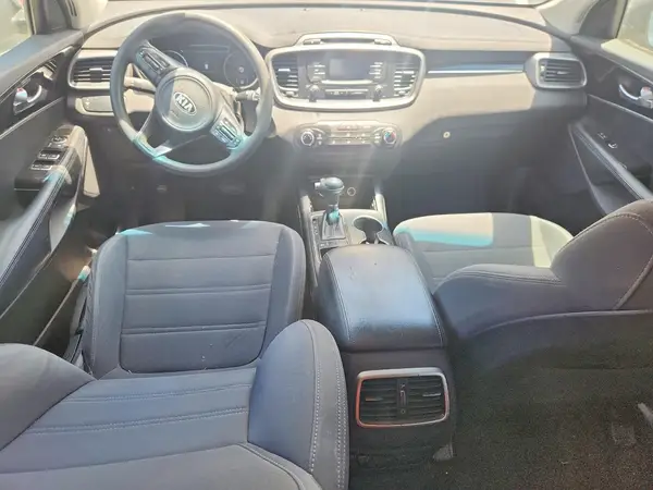 5XYPG4A38GG026330 2016 KIA SORENTO - Image 8