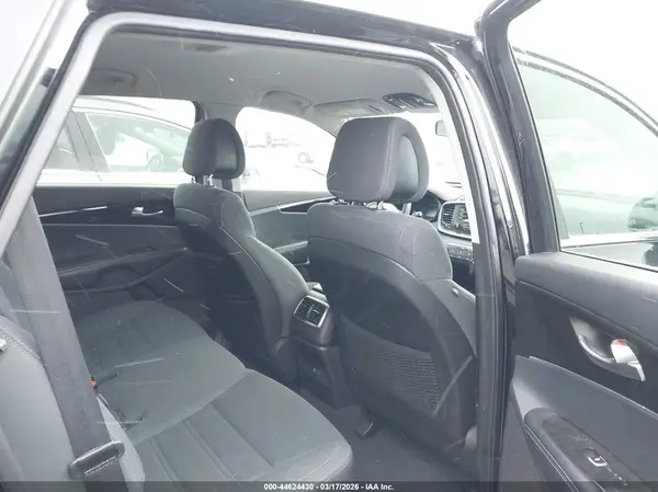 5XYPG4A38GG031320 2016 KIA SORENTO - Image 8