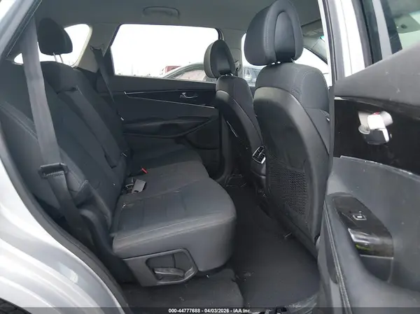 5XYPG4A38GG033326 2016 KIA SORENTO - Image 8