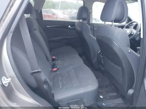 5XYPG4A38GG035044 2016 KIA SORENTO - Image 8