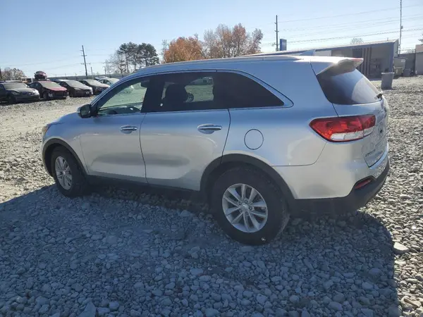 5XYPG4A38GG045542 2016 KIA SORENTO - Image 2