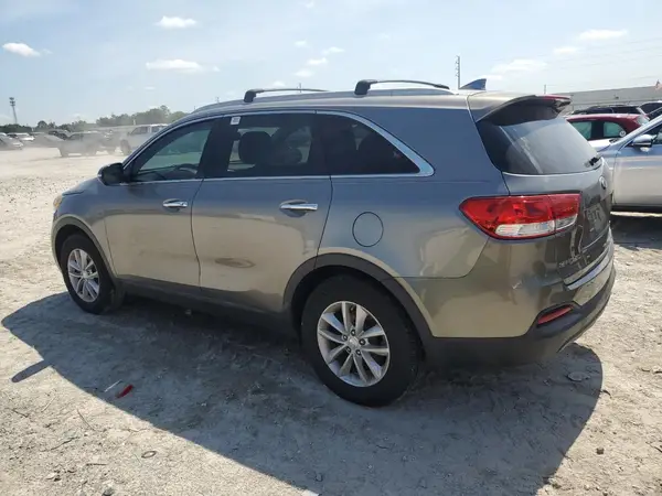5XYPG4A38GG070117 2016 KIA SORENTO - Image 2