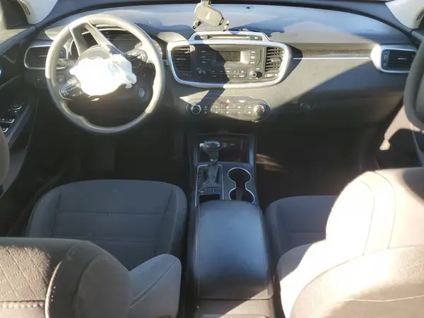 5XYPG4A38GG076161 2016 KIA SORENTO - Image 8
