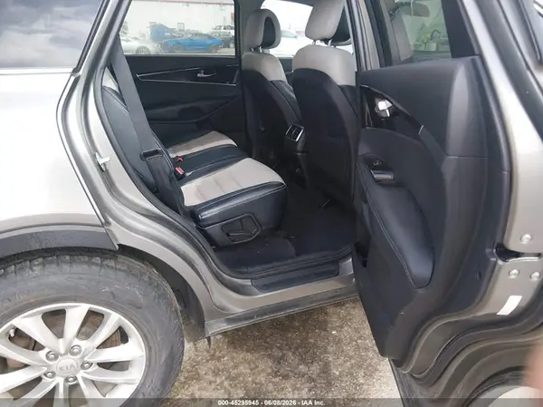 5XYPG4A38GG086205 2016 KIA SORENTO - Image 8