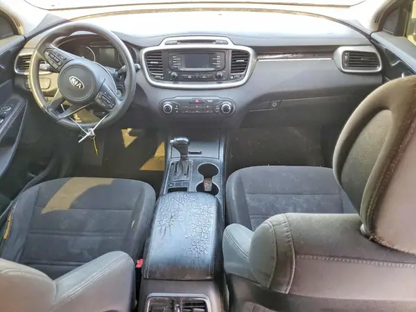 5XYPG4A38GG093574 2016 KIA SORENTO - Image 8