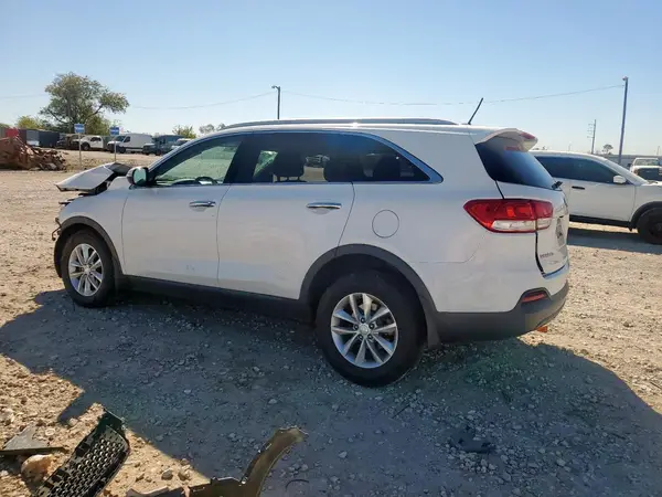 5XYPG4A38GG095700 2016 KIA SORENTO - Image 2