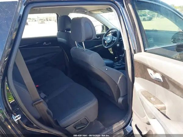 5XYPG4A38GG095955 2016 KIA SORENTO - Image 8