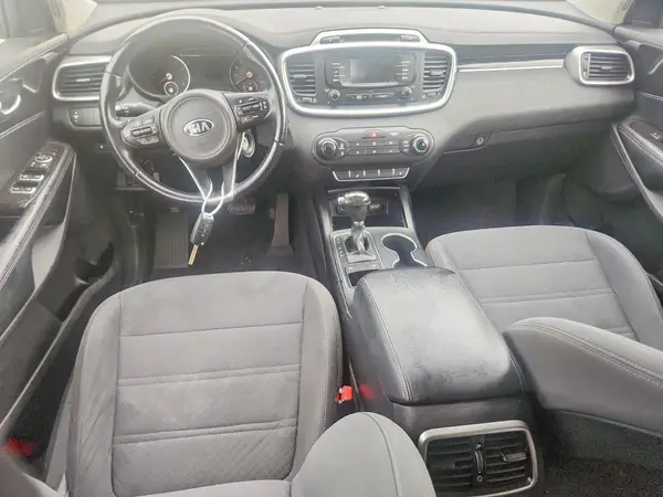 5XYPG4A38GG096443 2016 KIA SORENTO - Image 8