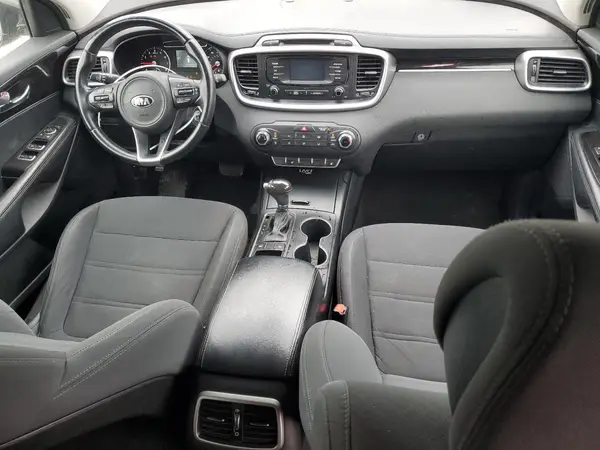 5XYPG4A38GG106579 2016 KIA SORENTO - Image 8