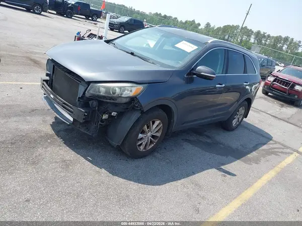 5XYPG4A38GG113869 2016 KIA SORENTO - Image 2