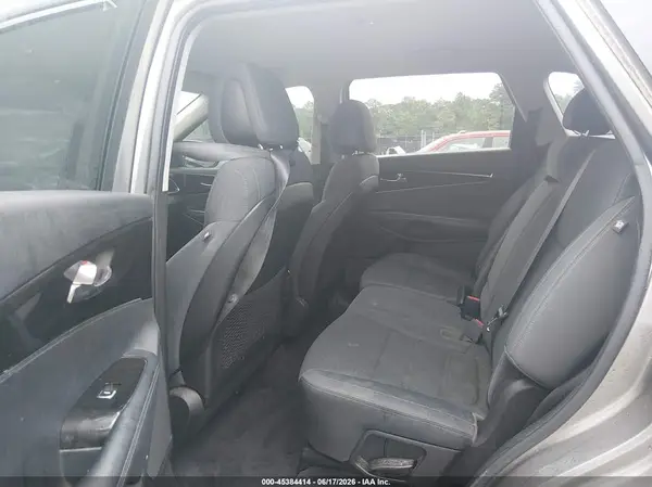 5XYPG4A38GG114813 2016 KIA SORENTO - Image 8