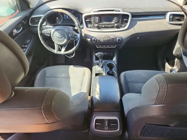 5XYPG4A38GG119784 2016 KIA SORENTO - Image 8