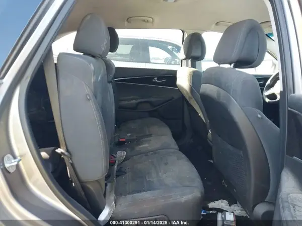 5XYPG4A38GG120224 2016 KIA SORENTO - Image 8