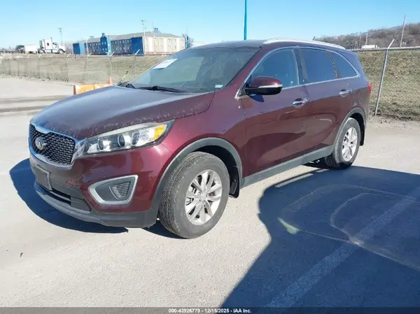 5XYPG4A38GG128209 2016 KIA SORENTO - Image 2