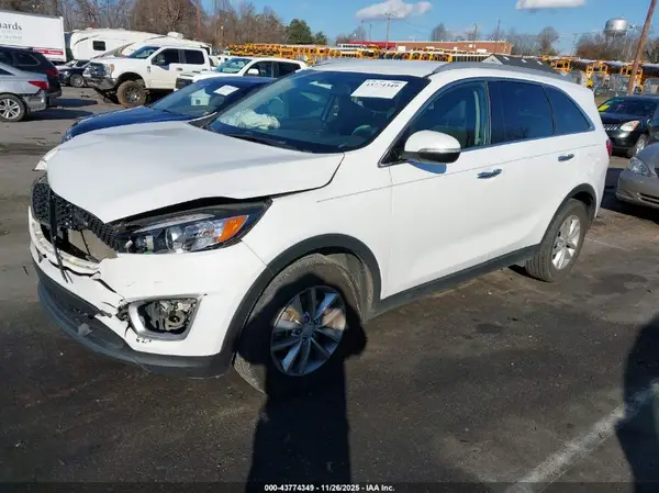 5XYPG4A38GG134964 2016 KIA SORENTO - Image 2