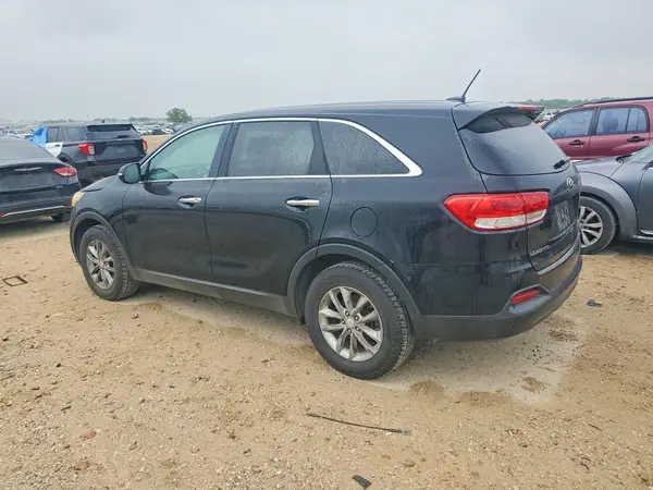5XYPG4A38GG139274 2016 KIA SORENTO - Image 2
