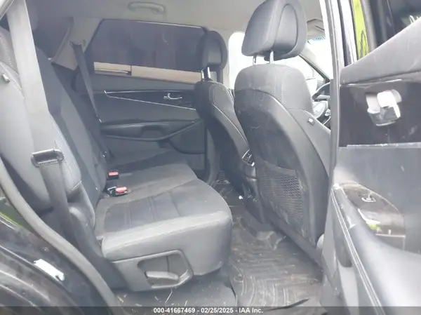 5XYPG4A38GG146256 2016 KIA SORENTO - Image 8