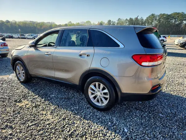 5XYPG4A38GG149318 2016 KIA SORENTO - Image 2