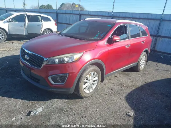 5XYPG4A38GG156074 2016 KIA SORENTO - Image 2
