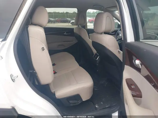 5XYPG4A38GG157967 2016 KIA SORENTO - Image 8