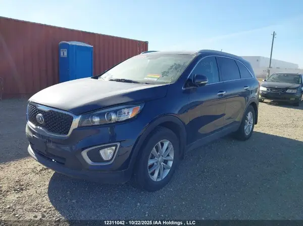 5XYPG4A38GG172341 2016 KIA SORENTO - Image 2