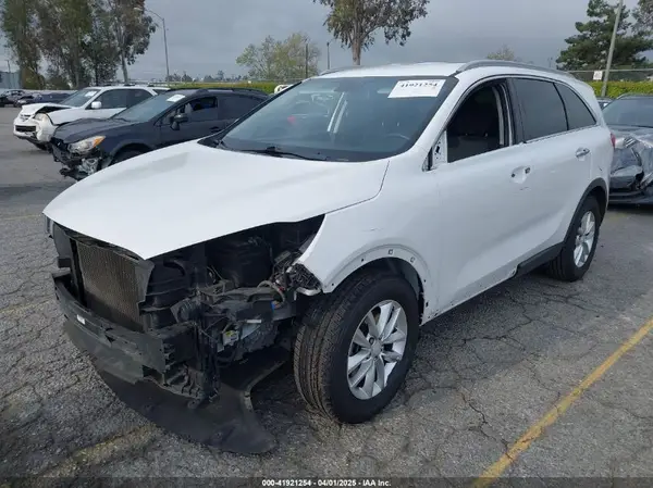 5XYPG4A38GG173926 2016 KIA SORENTO - Image 2