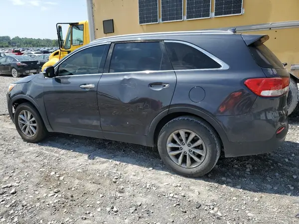 5XYPG4A38GG179256 2016 KIA SORENTO - Image 2