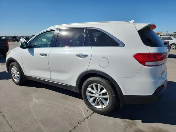 5XYPG4A38GG181993 2016 KIA SORENTO - Image 2