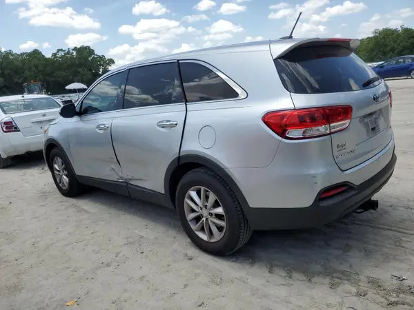 5XYPG4A38GG185123 2016 KIA SORENTO - Image 2