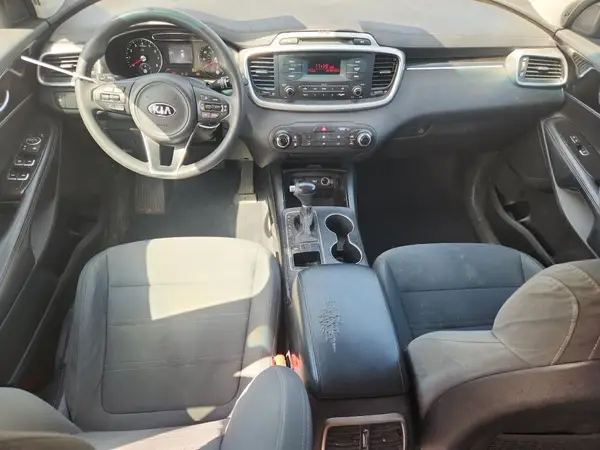 5XYPG4A38GG186692 2016 KIA SORENTO - Image 8