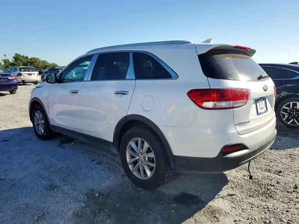 5XYPG4A38HG196222 2017 KIA SORENTO - Image 2