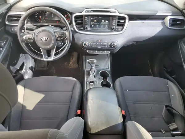 5XYPG4A38HG206957 2017 KIA SORENTO - Image 8