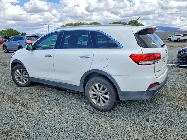 5XYPG4A38HG208336 2017 KIA SORENTO - Image 2