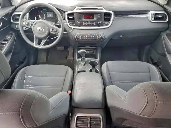 5XYPG4A38HG210720 2017 KIA SORENTO - Image 8