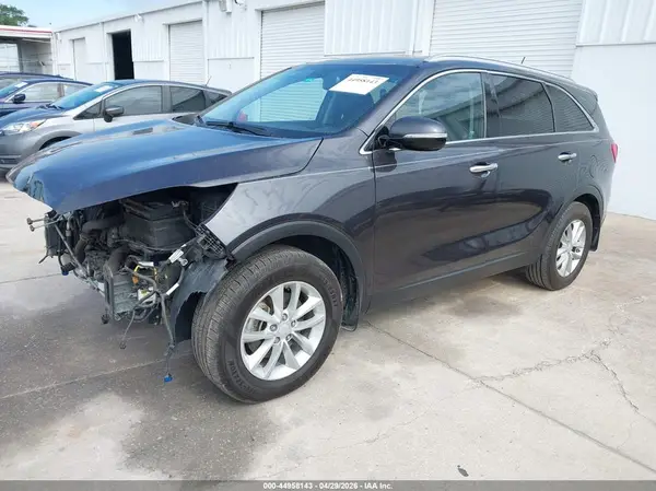 5XYPG4A38HG214590 2017 KIA SORENTO - Image 2
