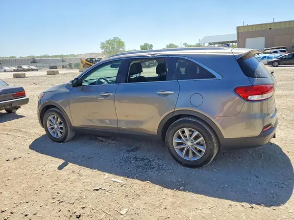 5XYPG4A38HG215612 2017 KIA SORENTO - Image 2