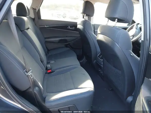 5XYPG4A38HG220521 2017 KIA SORENTO - Image 8