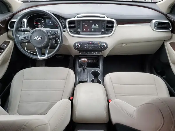 5XYPG4A38HG223922 2017 KIA SORENTO - Image 8
