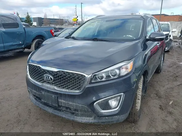 5XYPG4A38HG225072 2017 KIA SORENTO - Image 2