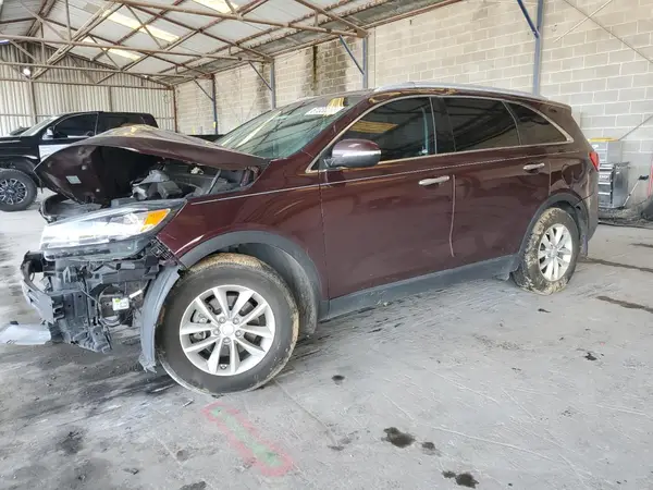 5XYPG4A38HG238954 2017 KIA SORENTO - Image 1