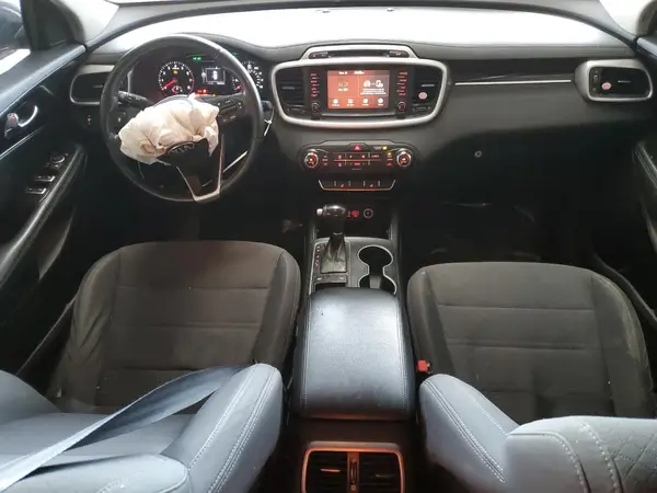 5XYPG4A38HG238954 2017 KIA SORENTO - Image 8