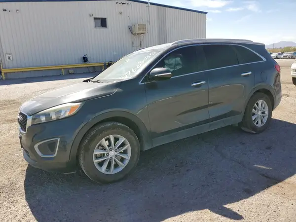 5XYPG4A38HG251235 2017 KIA SORENTO - Image 1