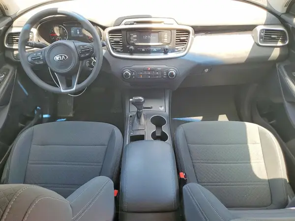 5XYPG4A38HG253485 2017 KIA SORENTO - Image 8