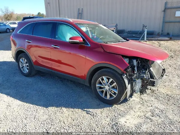5XYPG4A38HG257682 2017 KIA SORENTO - Image 1